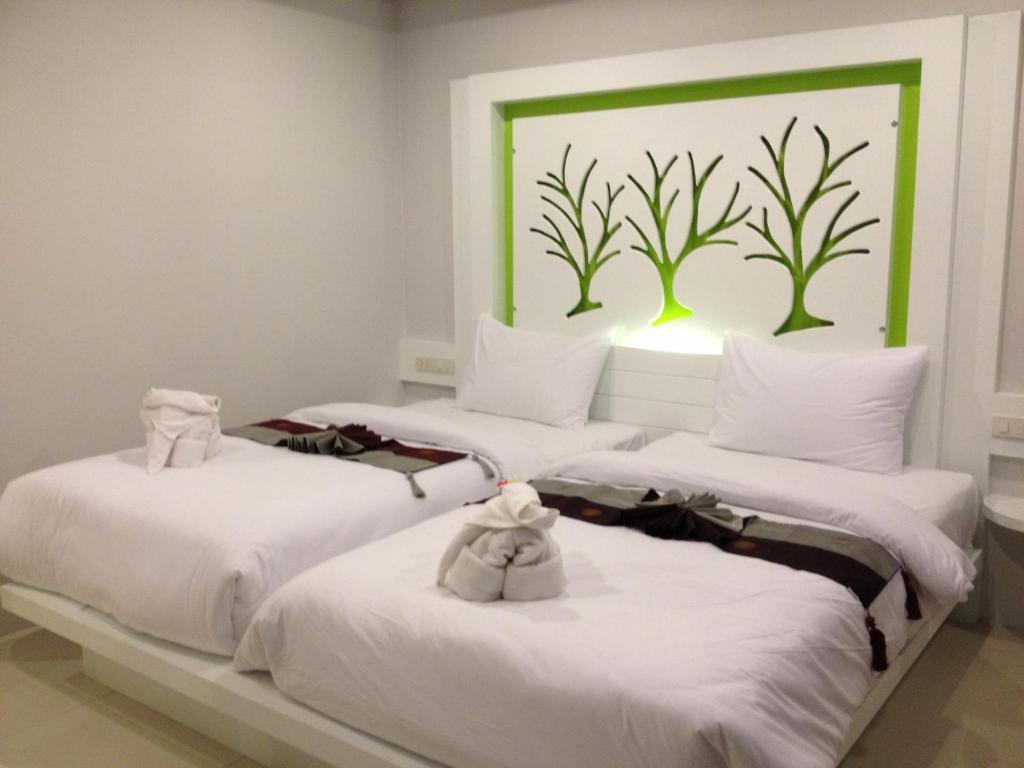 The Silk Hill Hotel Patong Екстер'єр фото